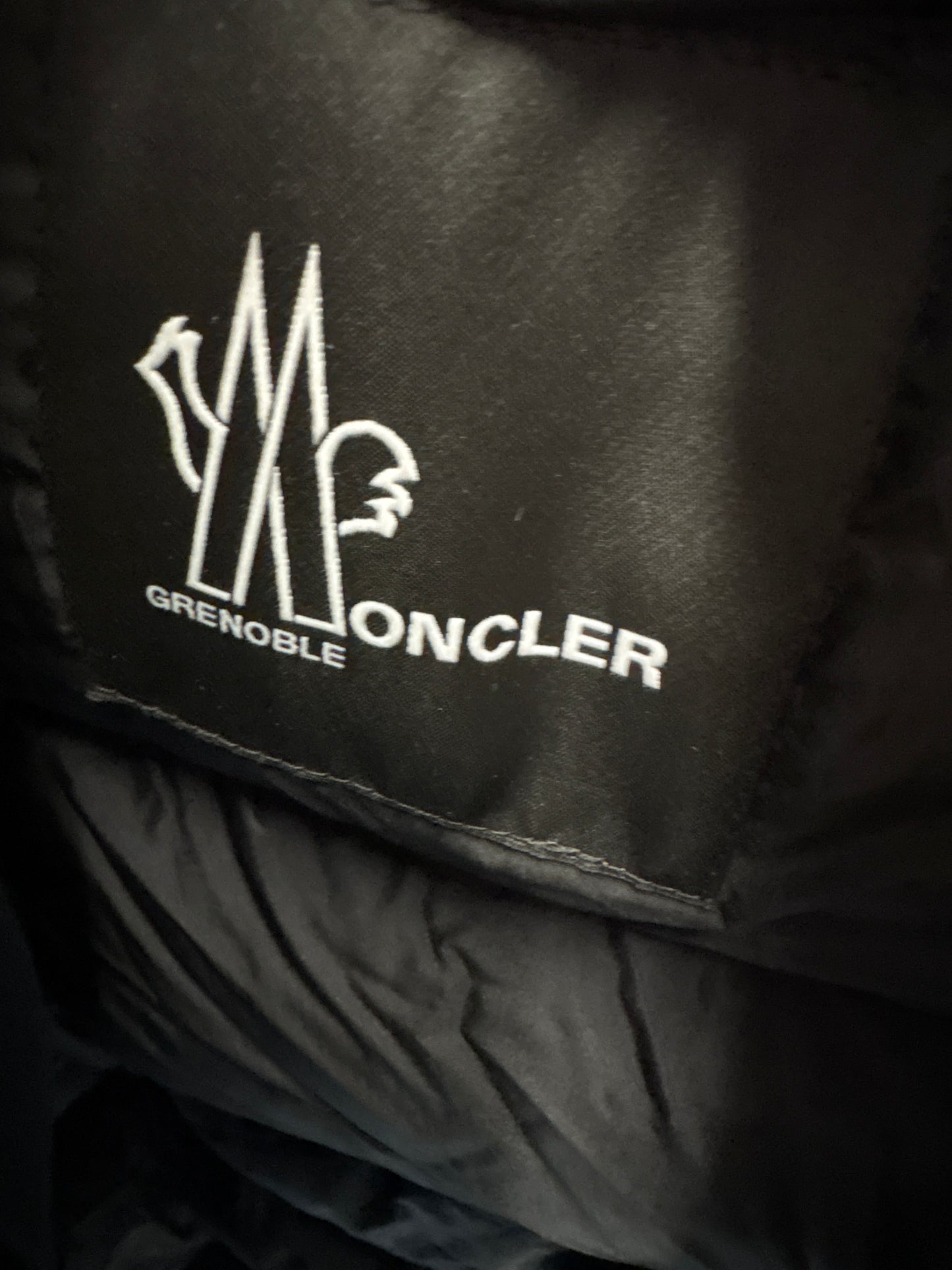 Moncler Grenoble Black Puffer Apres Ski