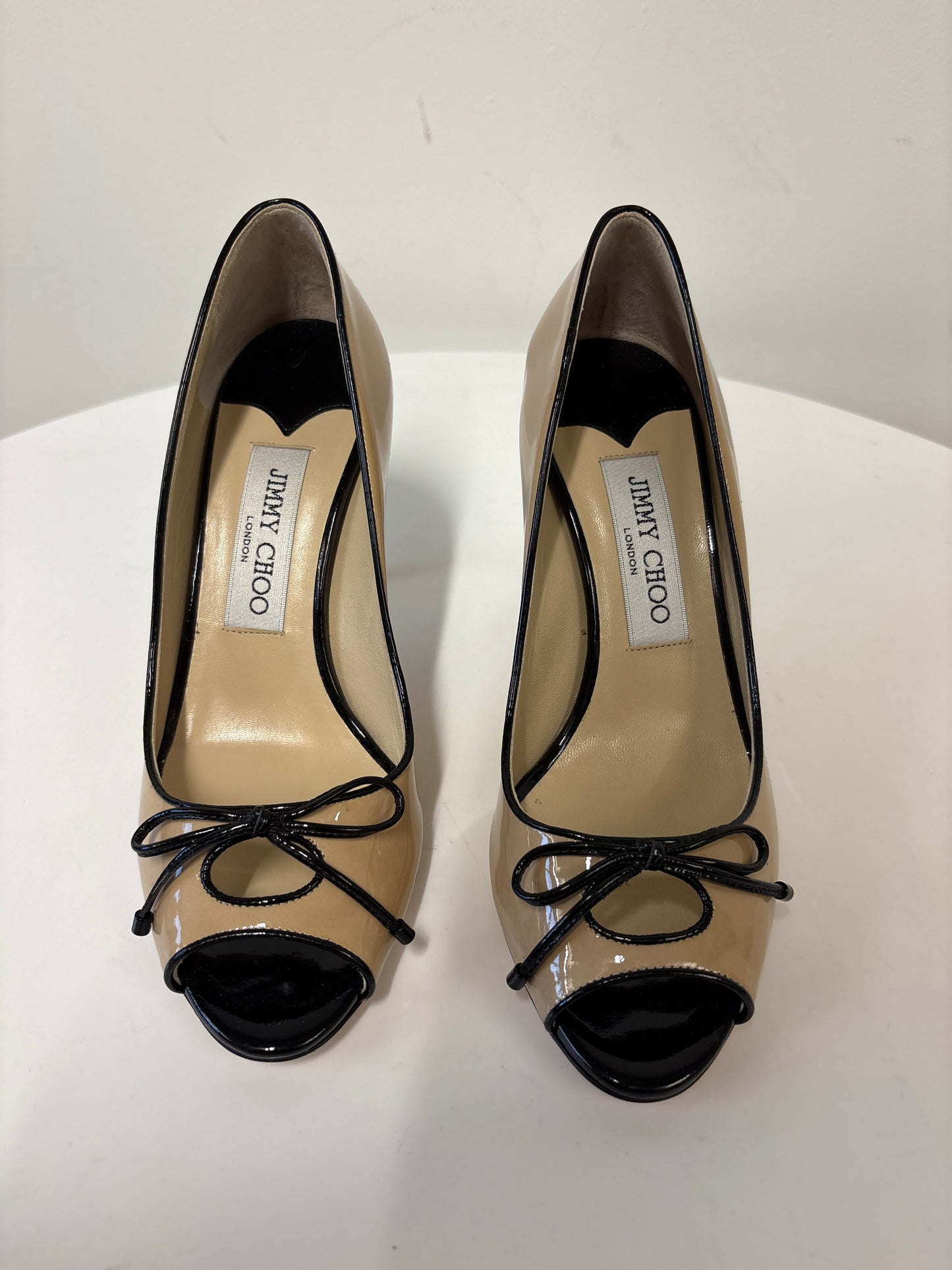 Jimmy Choo Patent Leather Nude/Black Peep Toe Pumps 113oona