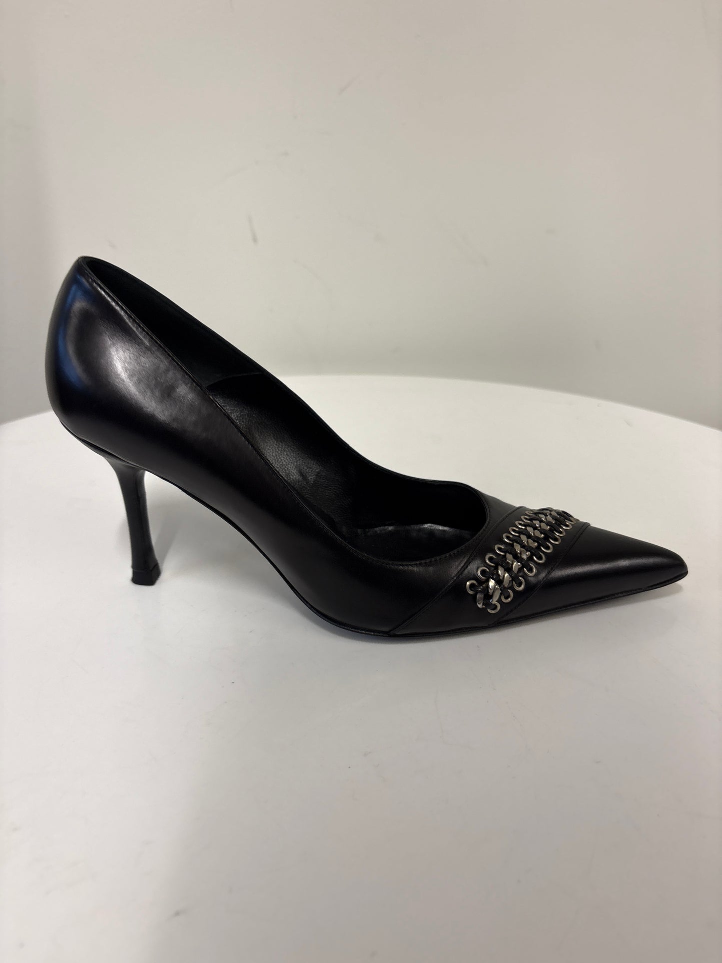 Versace Black Heel Pumps With Chain Vitello