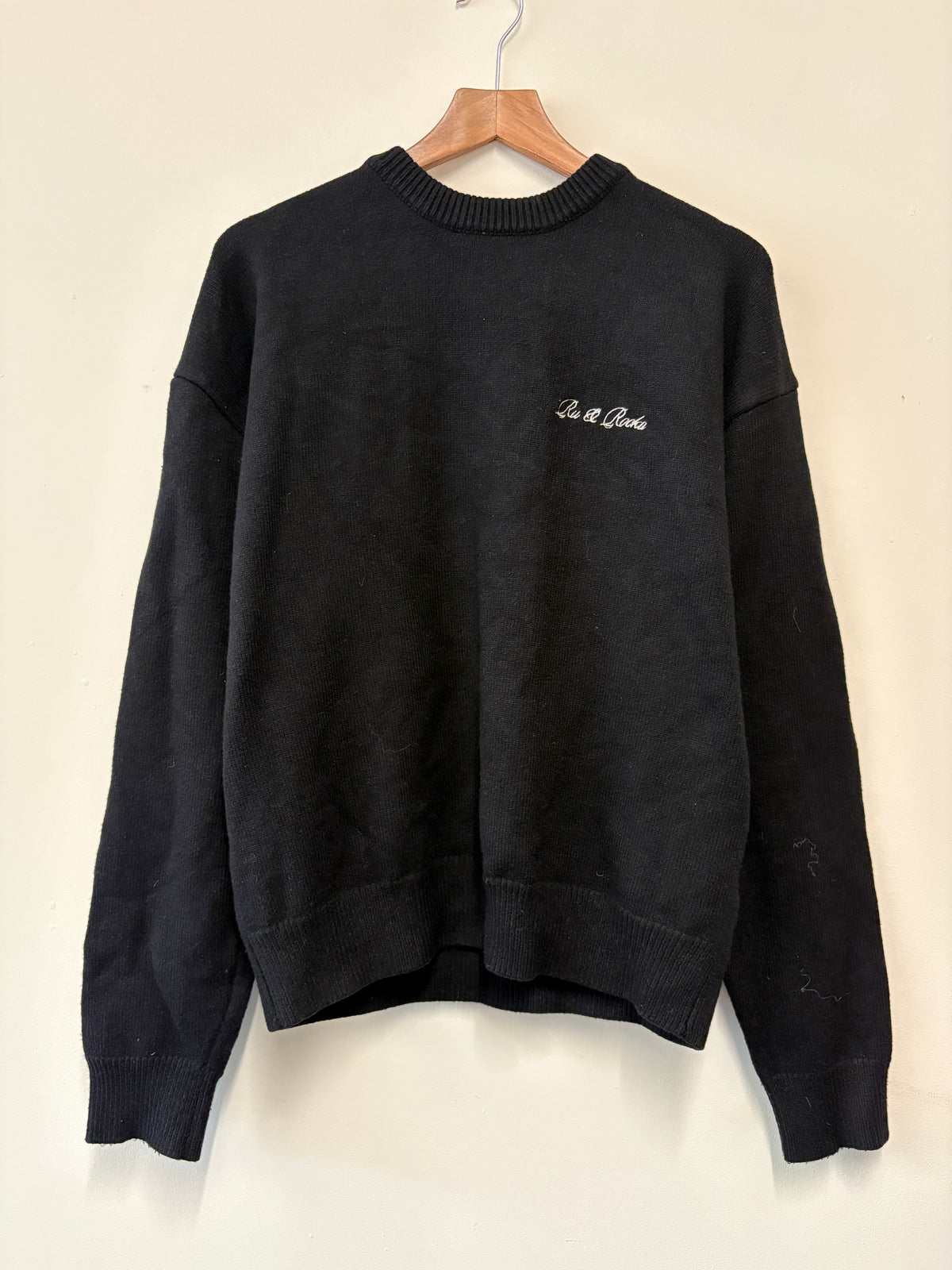Ru & Rocka Black Round Neck Sweater