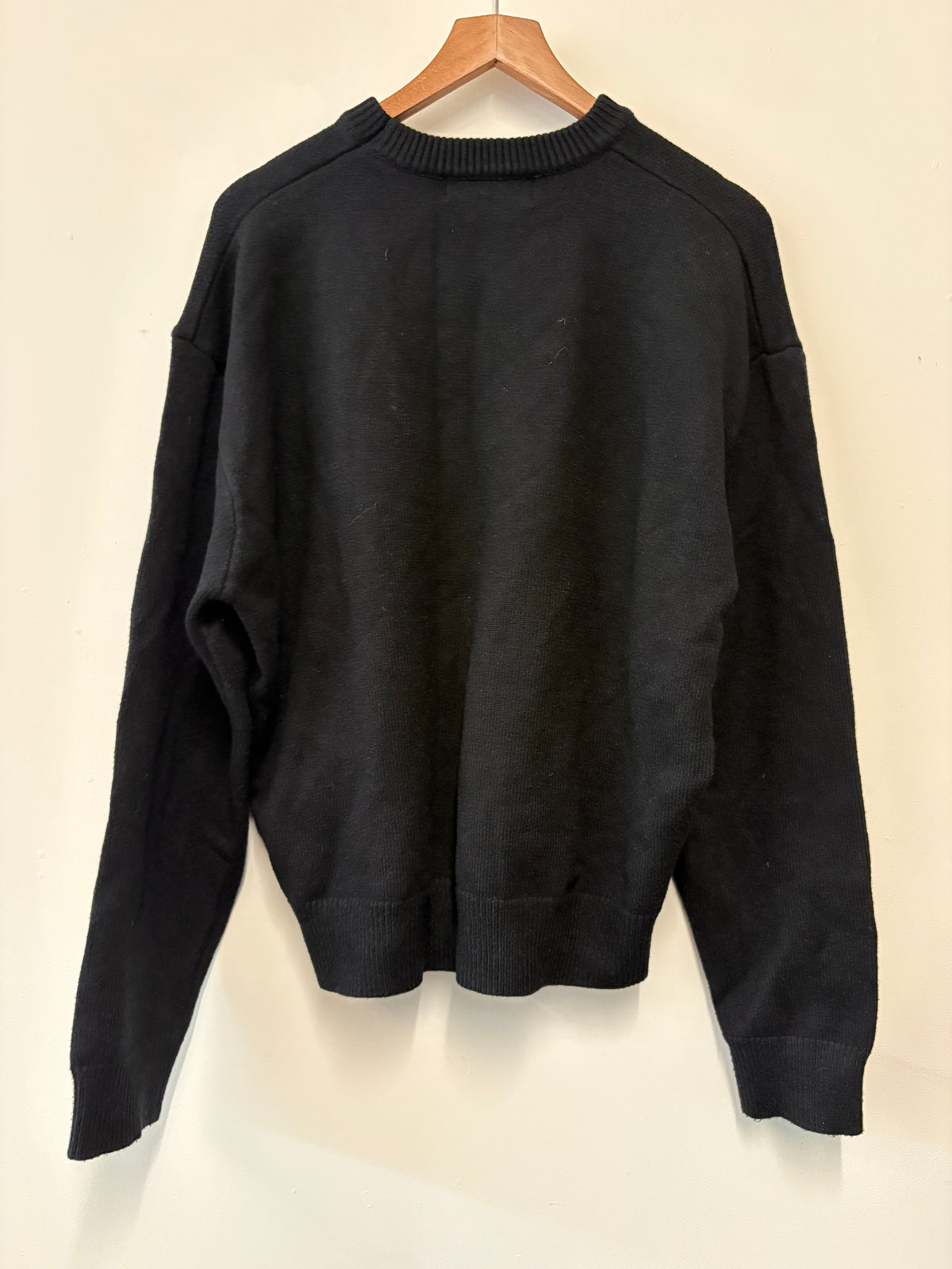 Ru & Rocka Black Round Neck Sweater