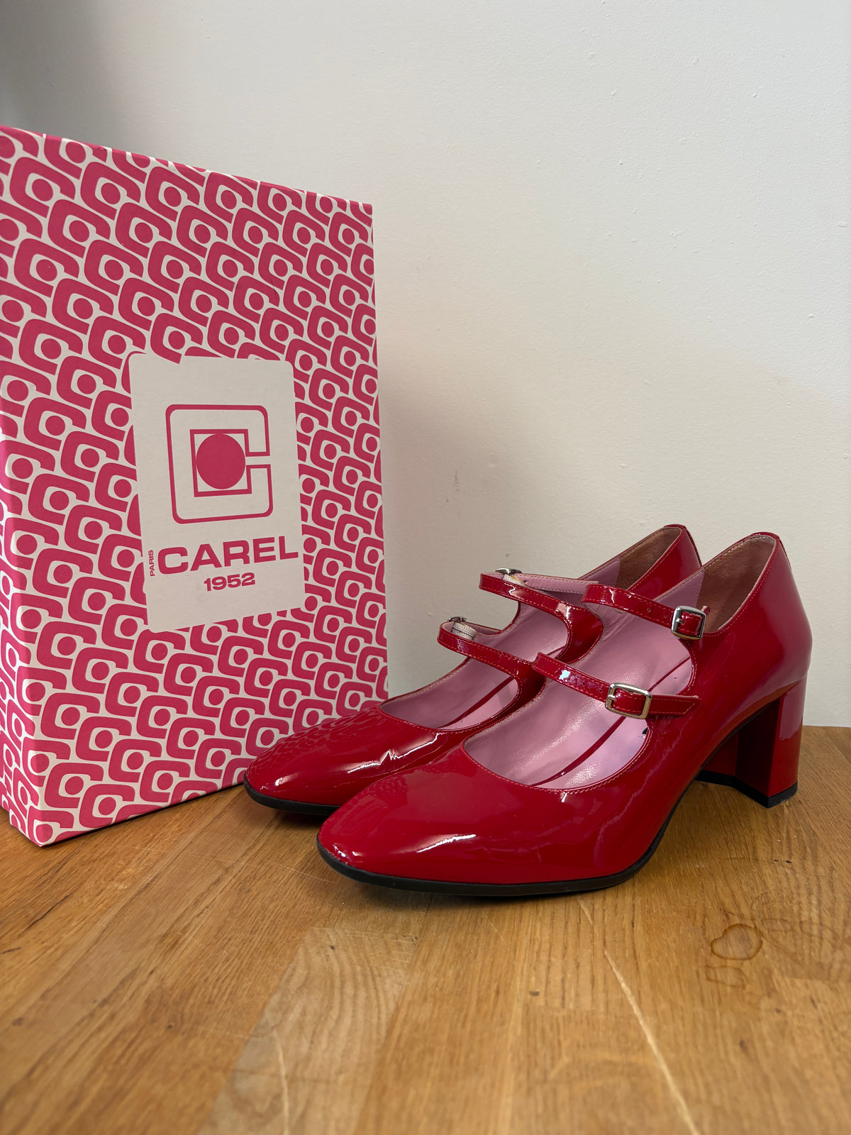 Carel Red Patent Leather Heeled Pumps