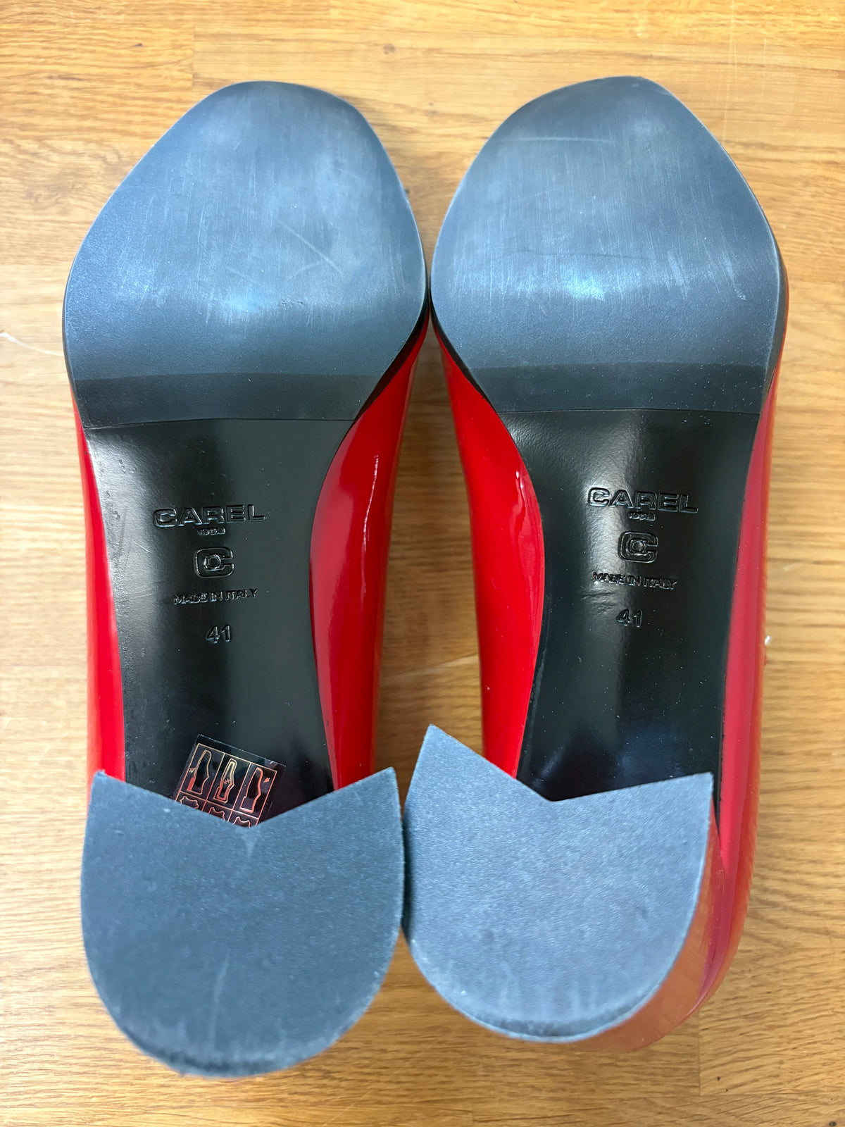 Carel Red Patent Leather Heeled Pumps