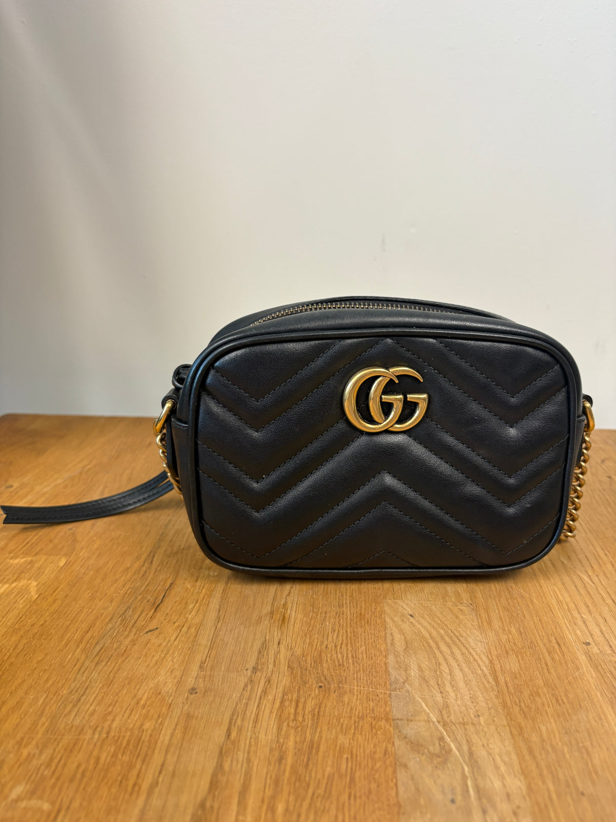 Gucci Black Leather GG Marmont Small Crossbody Bag