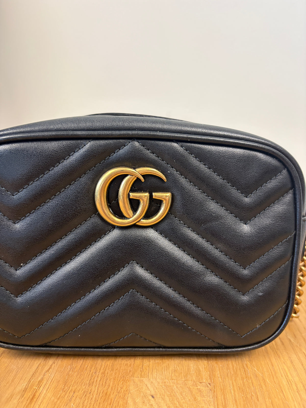 Gucci Black Leather GG Marmont Small Crossbody Bag