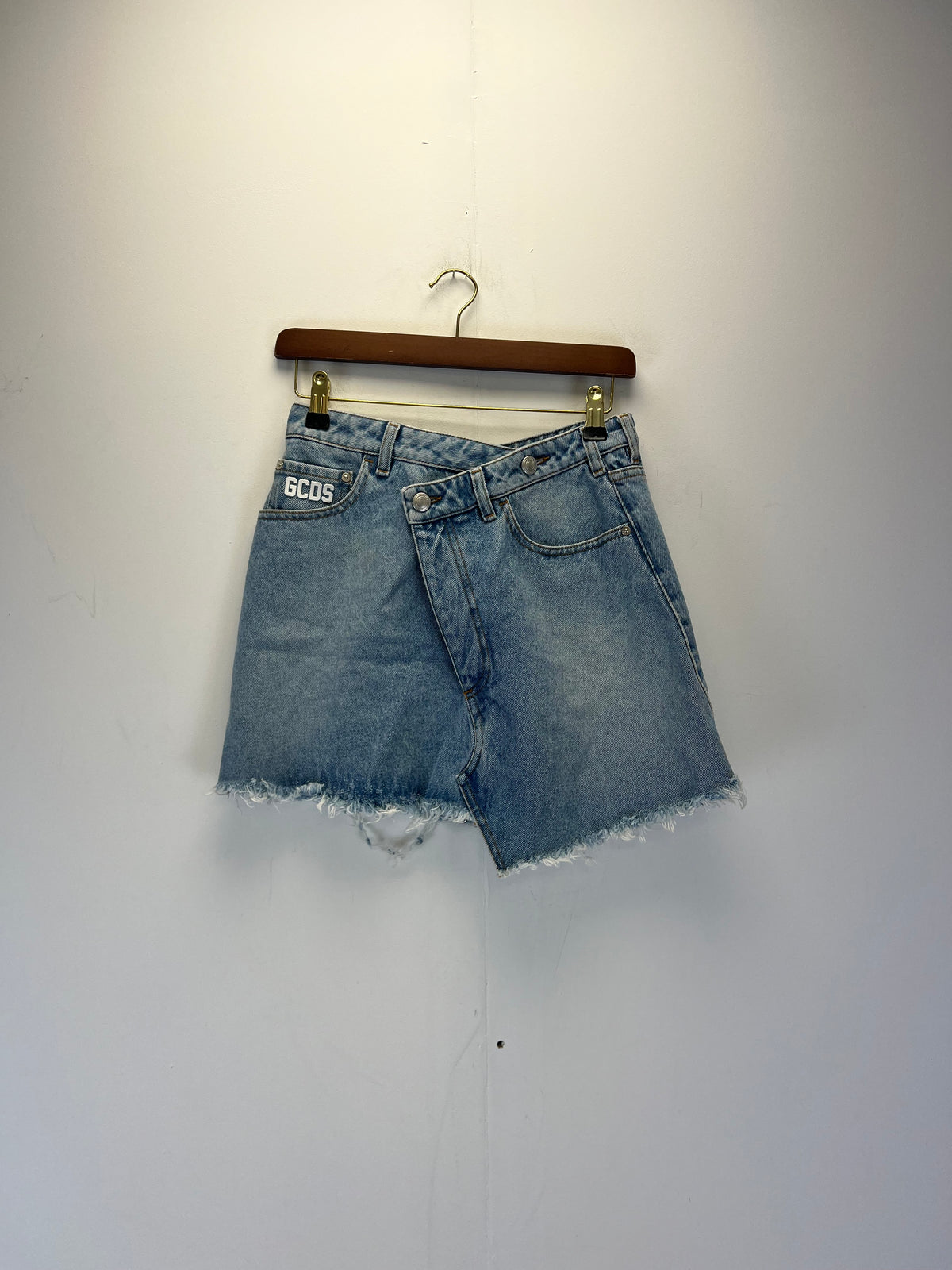 GCDS blue denim mini skirt