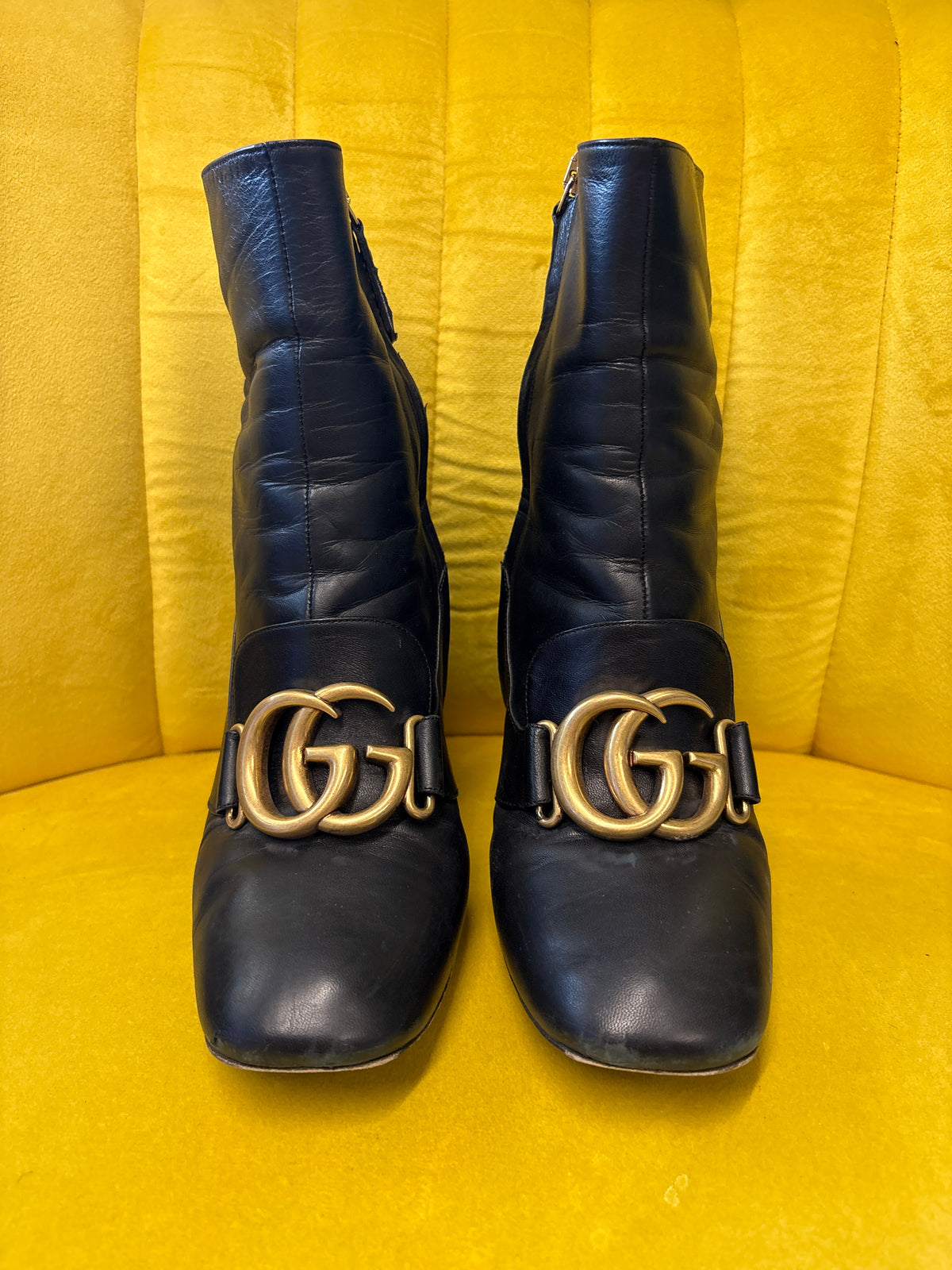 Gucci Black Leather Victoire Boots