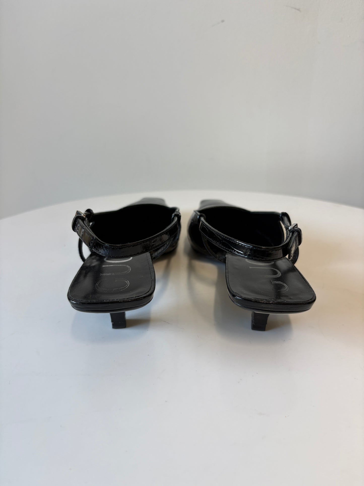 Gucci Mock Croc Kitten Heel Pumps