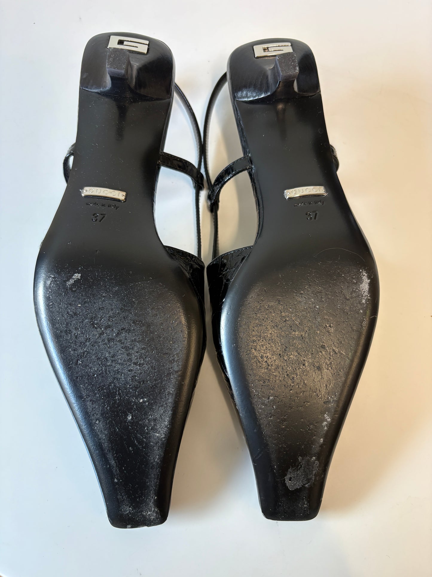 Gucci Mock Croc Kitten Heel Pumps