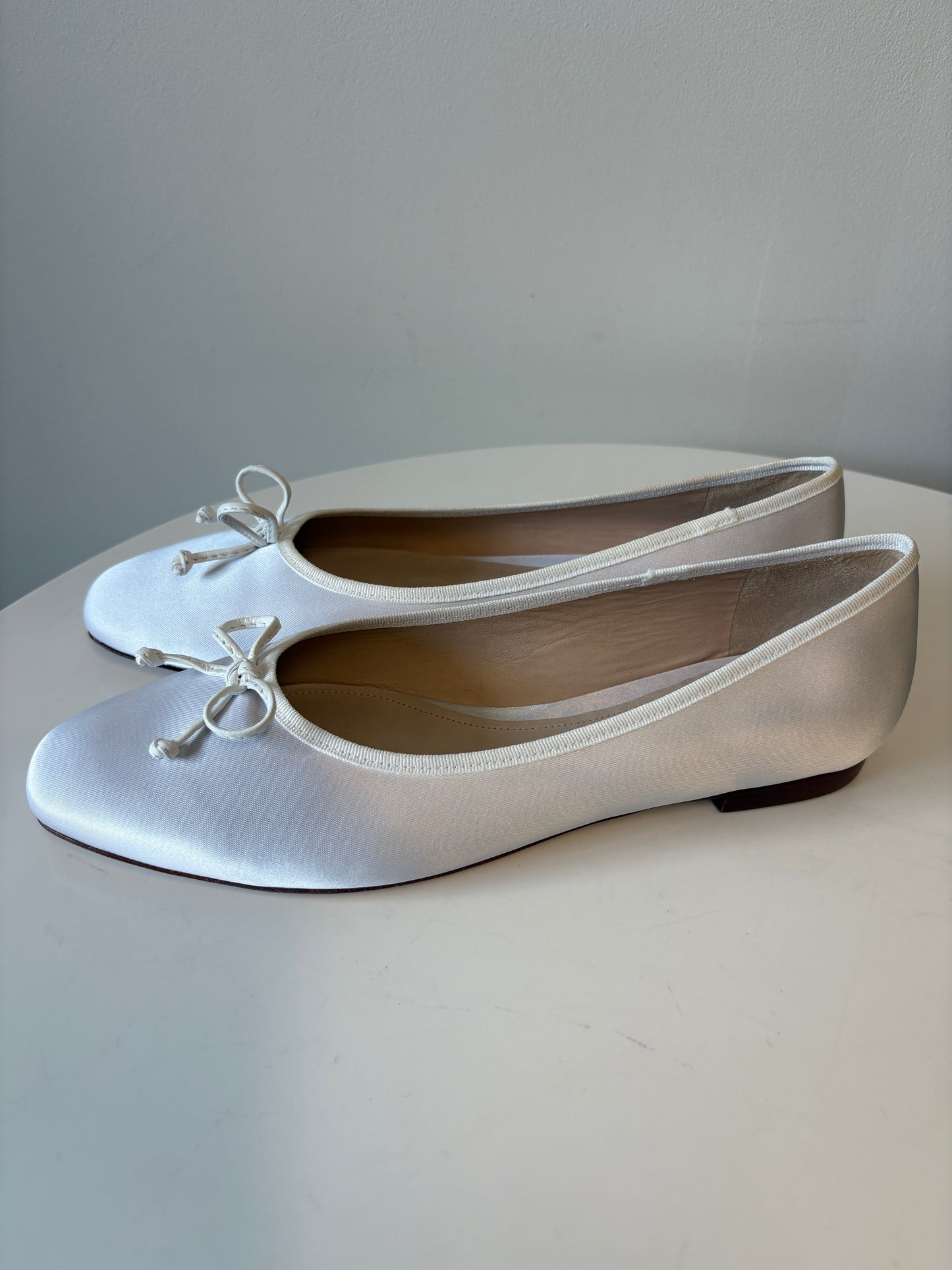 Porte & Paire White Satin Ballet Flats