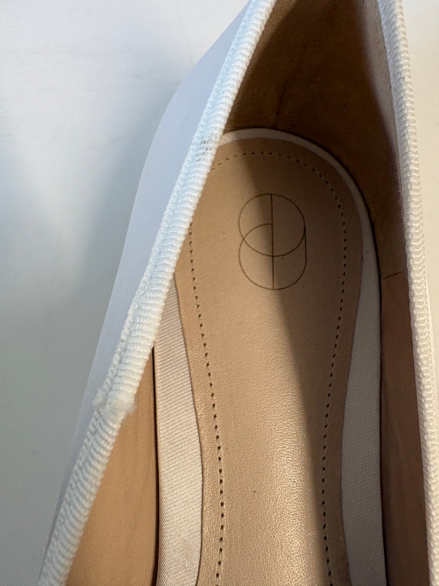 Porte & Paire White Satin Ballet Flats