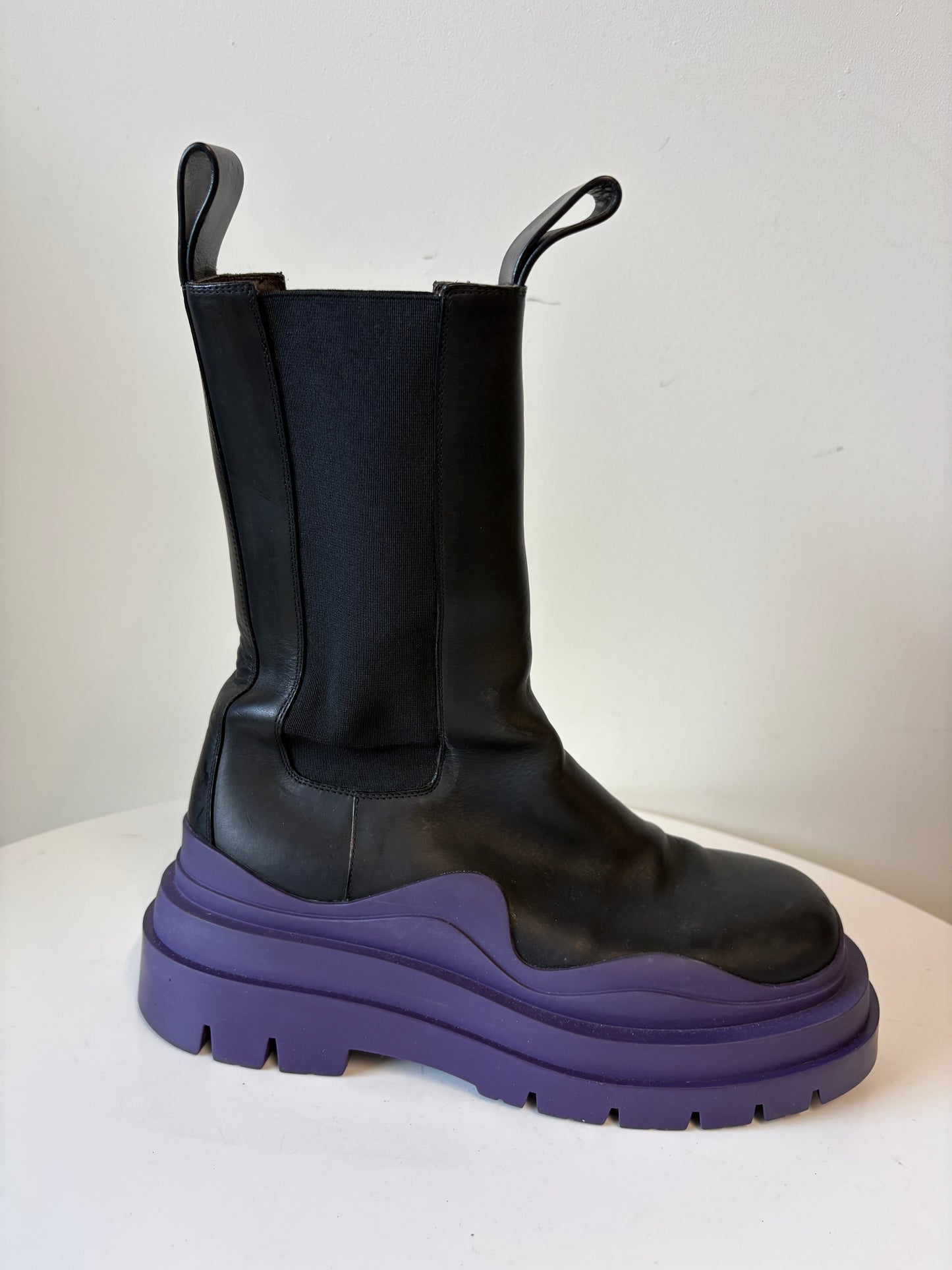 Bottega Veneta Tire Black Boots With Purple Sole