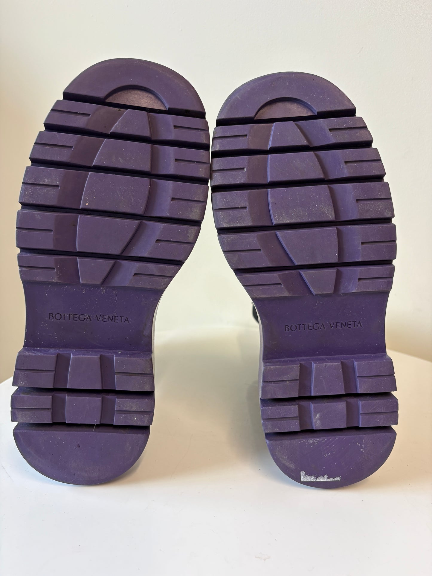 Bottega Veneta Tire Black Boots With Purple Sole