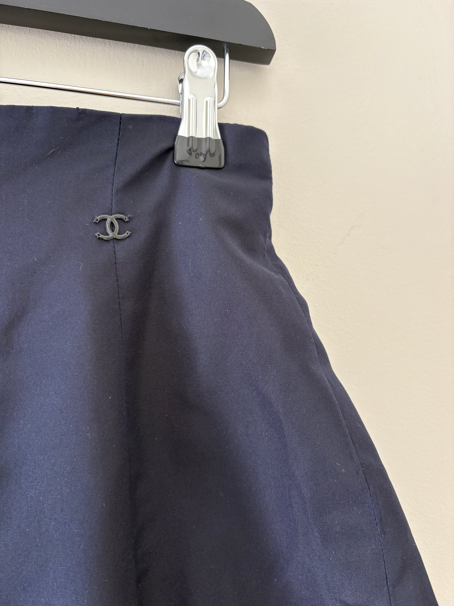Chanel 2007 Cruise Navy Silk Pencil Skirt