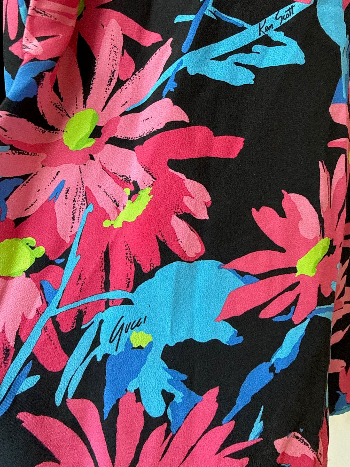 Gucci Black and Pink Floral Blouse