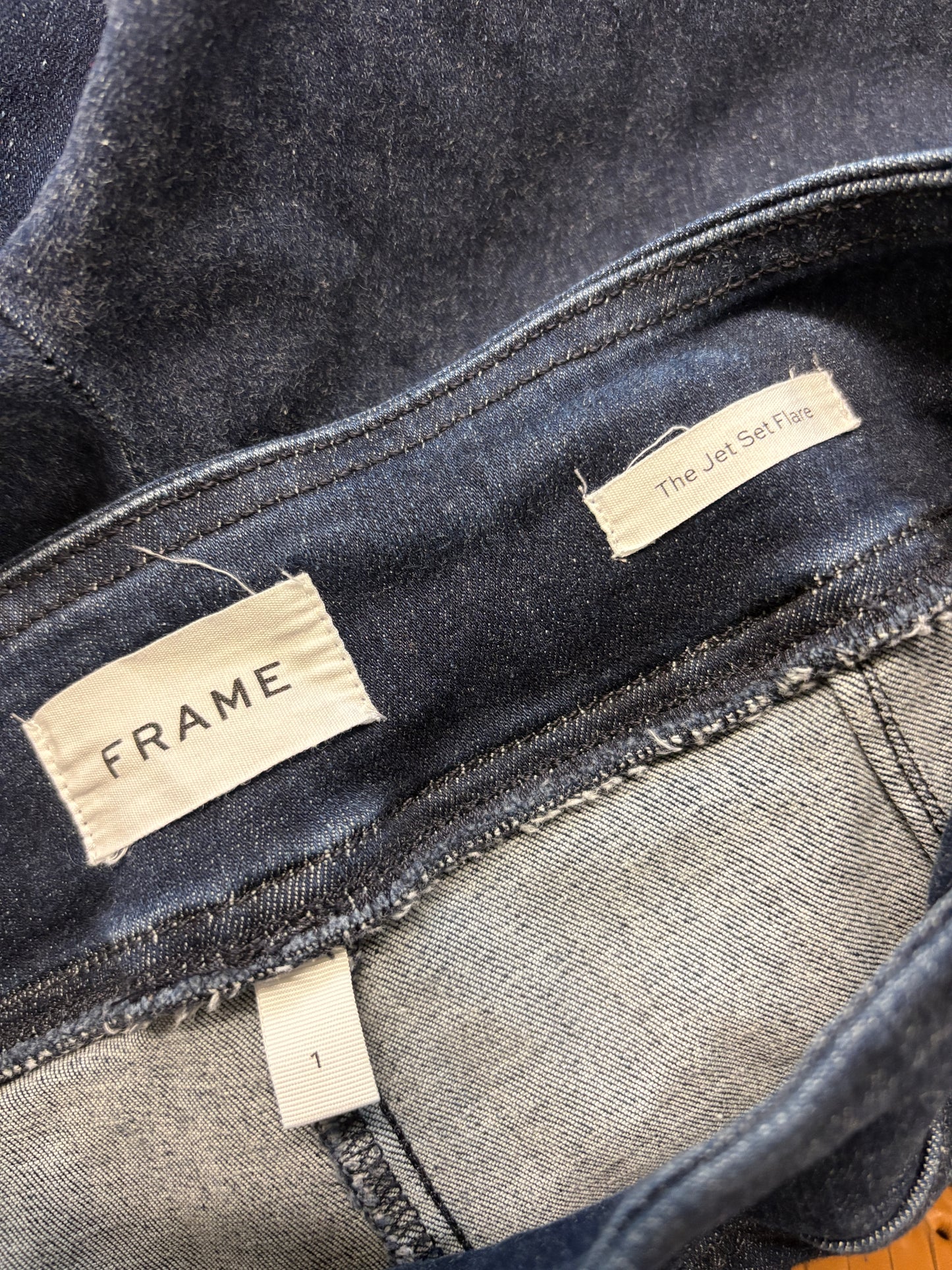 Frame The Jet Set Flare Keller Blue Jeans