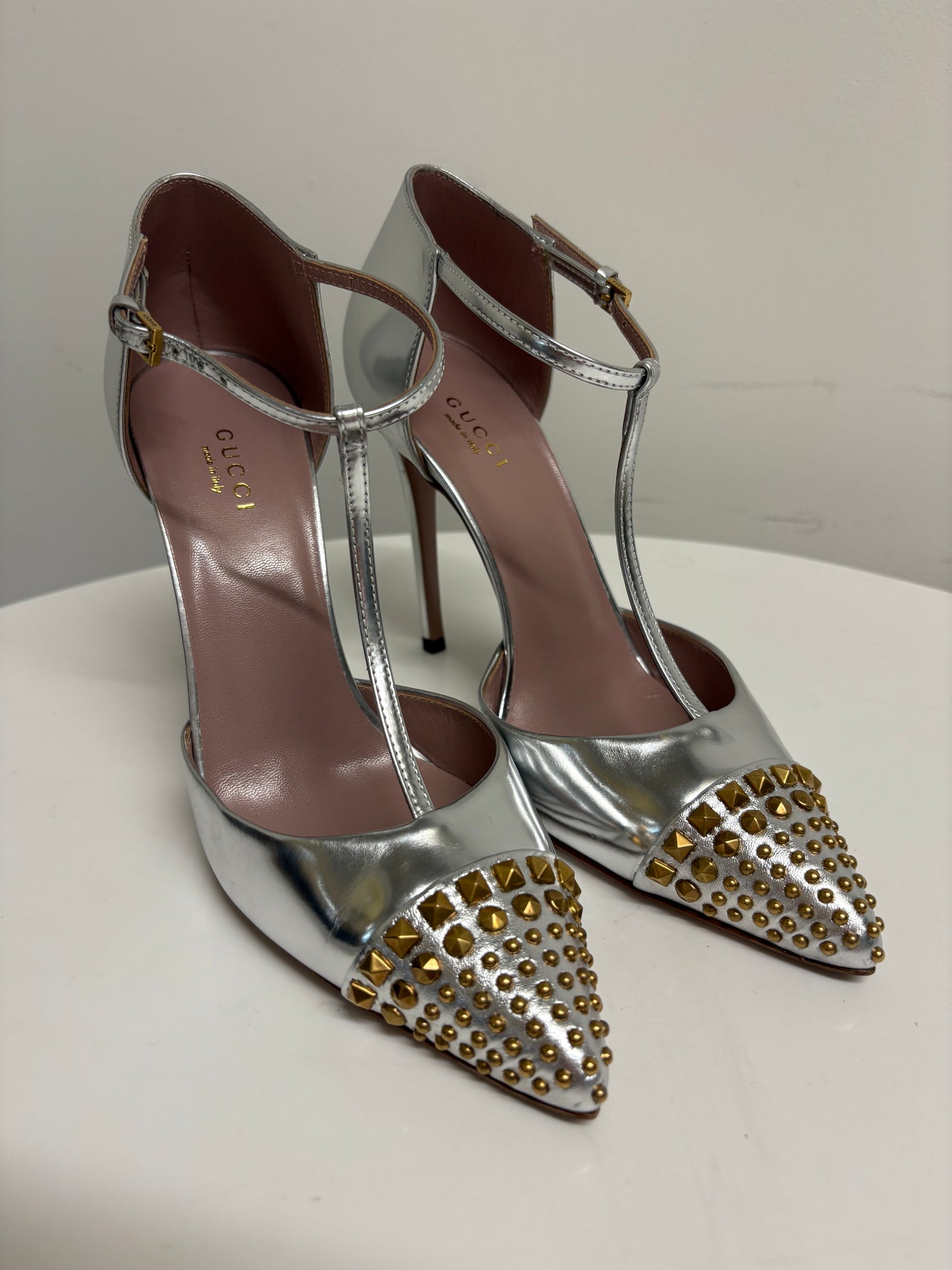 Gucci Metallic Silver Leather Studded T-Strap Pumps