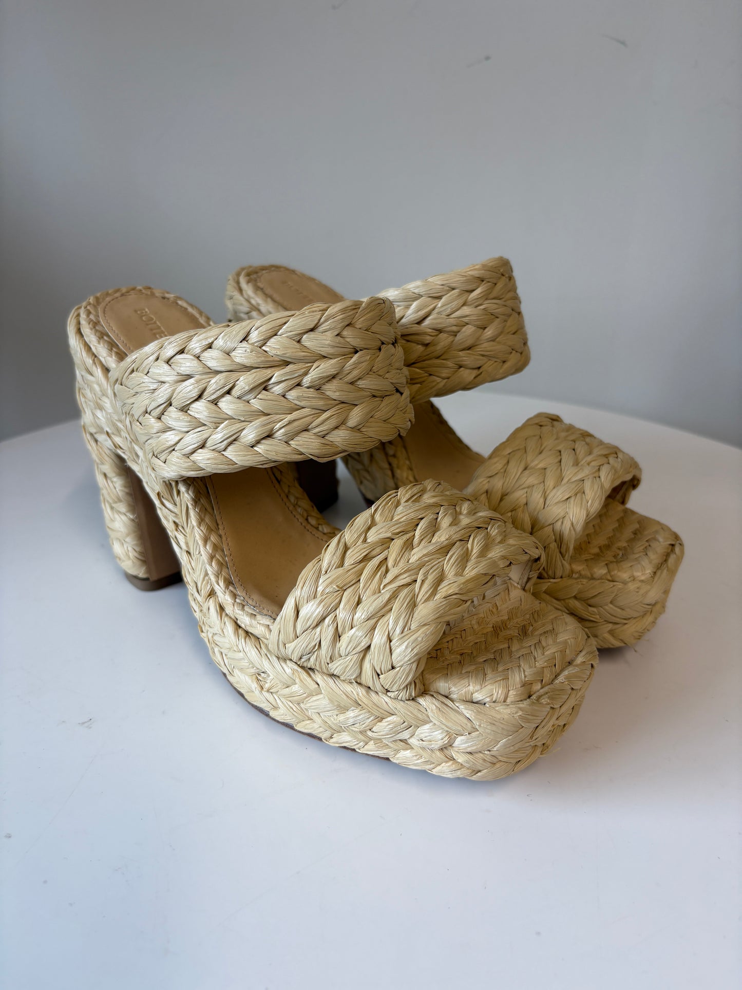 Bottega Veneta Beige Canalazzo Sandals