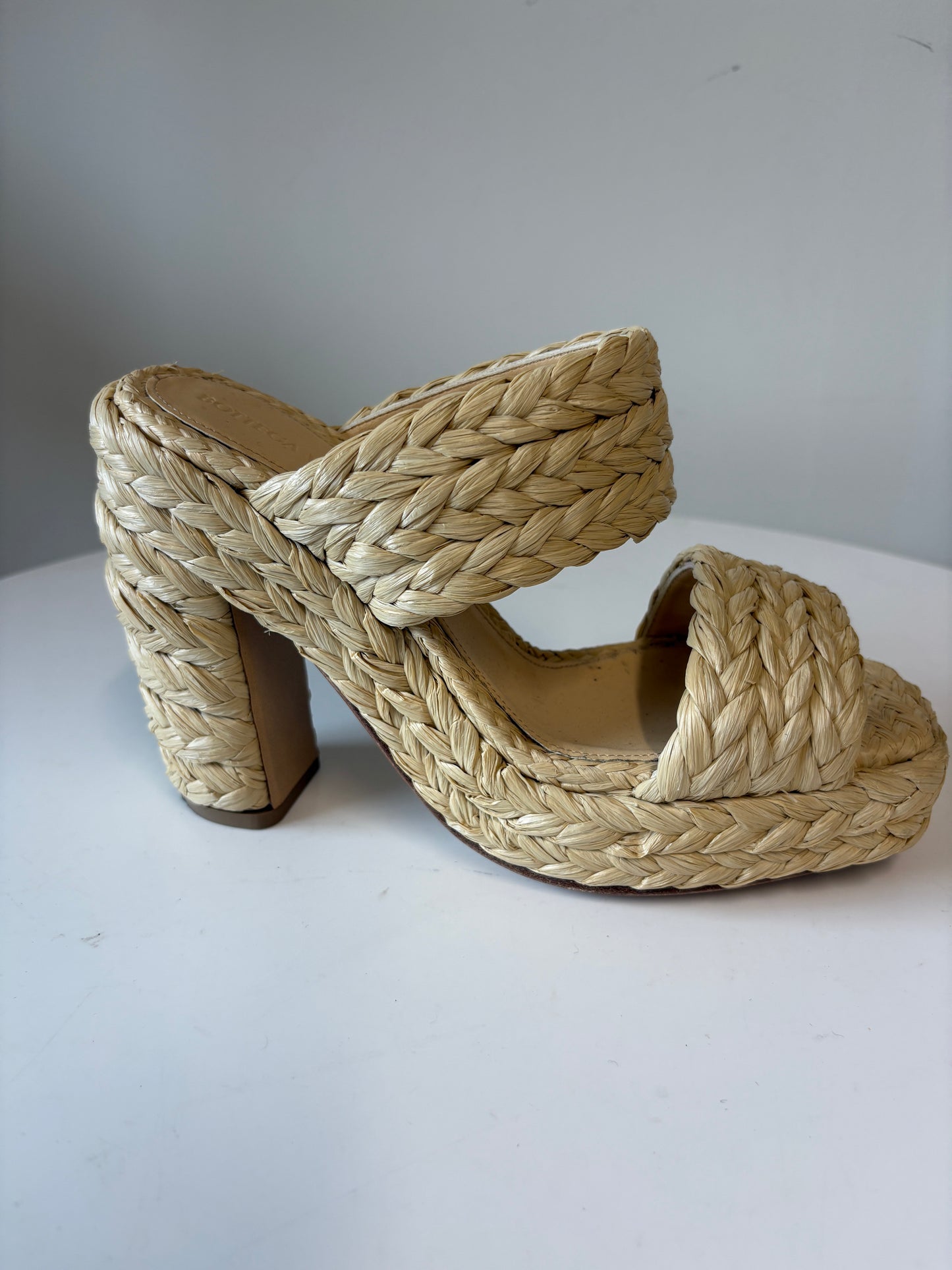 Bottega Veneta Beige Canalazzo Sandals