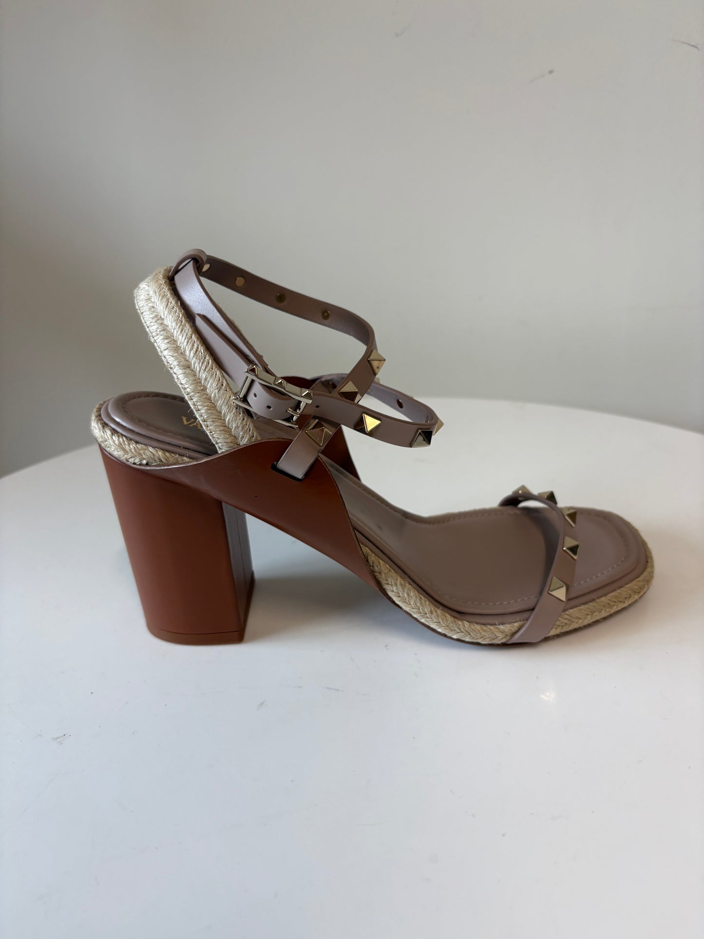 Valentino Garavani Beige Rockstud Block Heel Espadrille Sandals