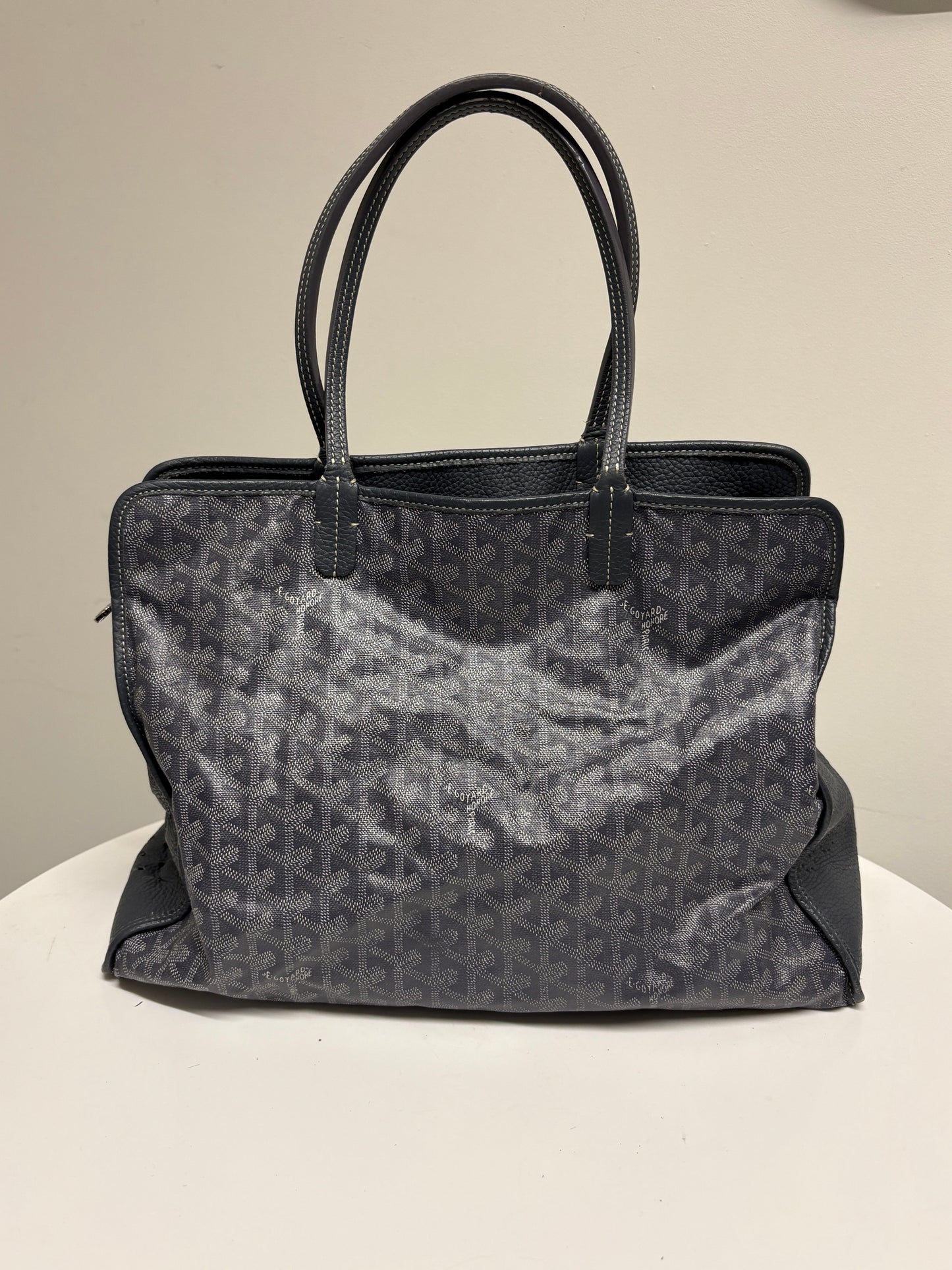Goyard Sac Hardy PM Tote in Grey