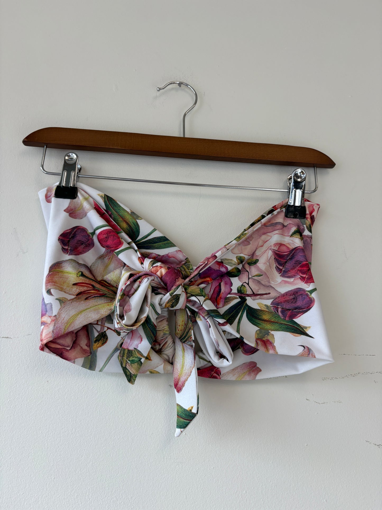 Nur Karaata White Floral Print Bikini