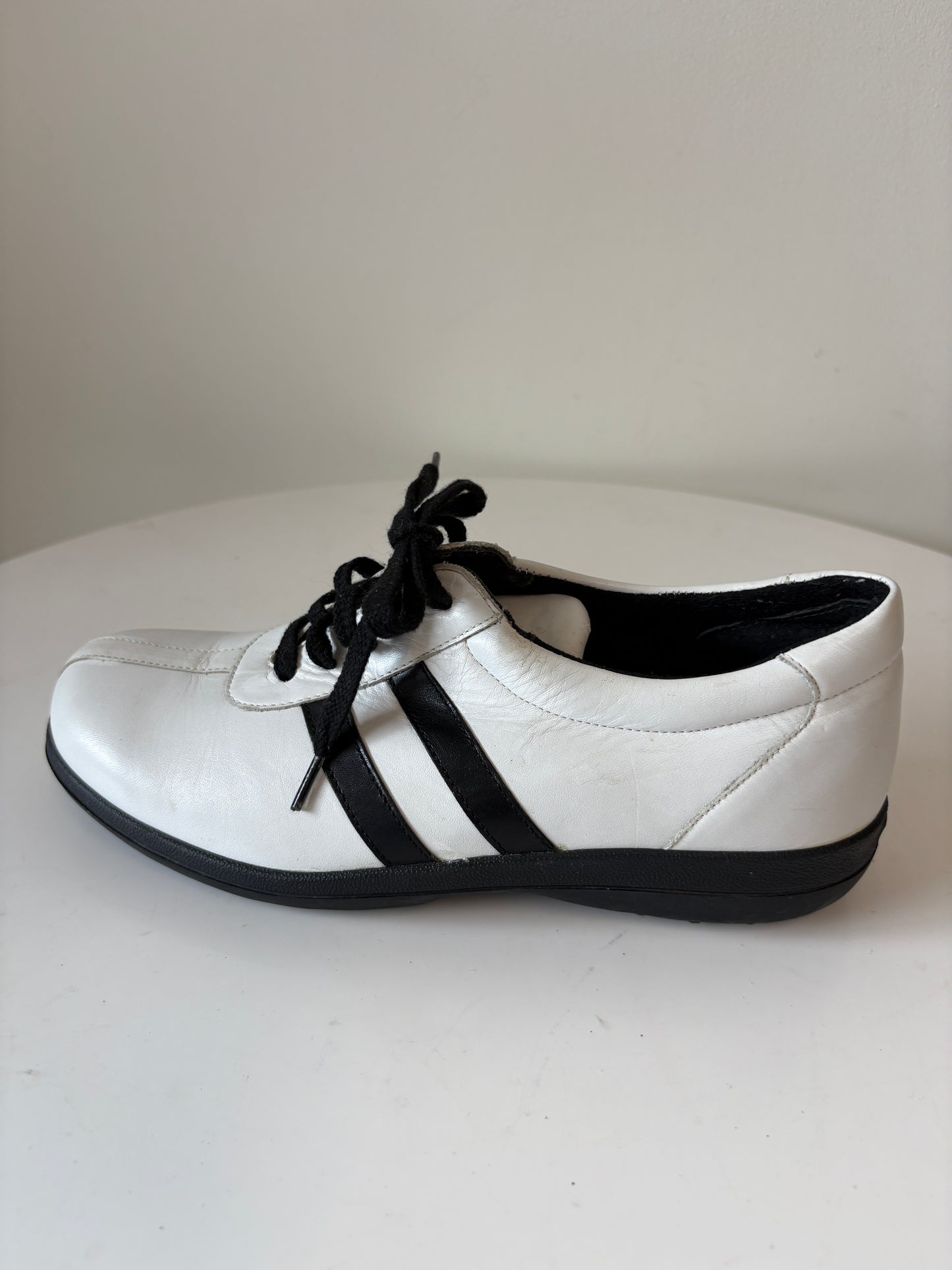 Bally White And Black Leather Trainers