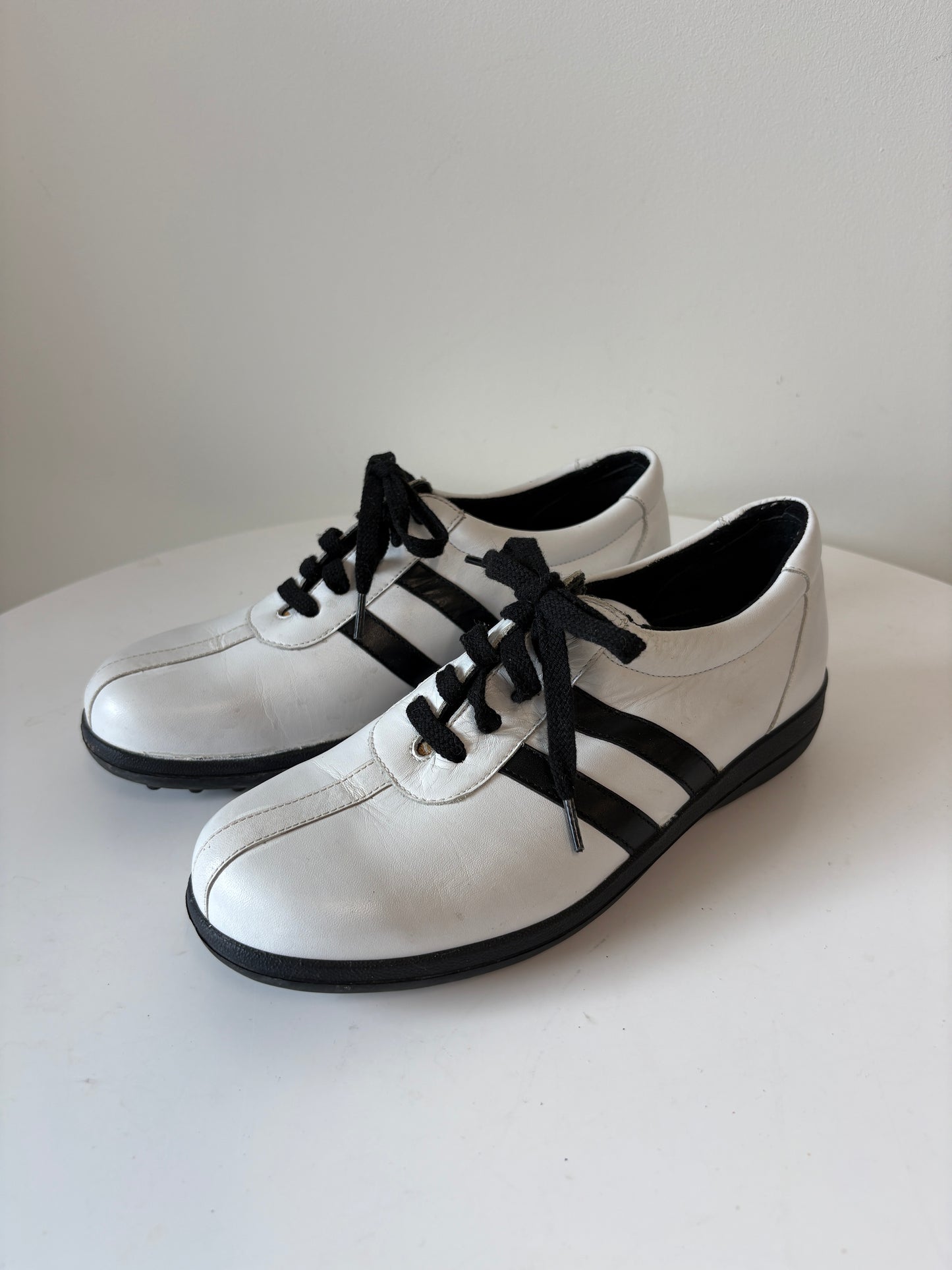 Bally White And Black Leather Trainers