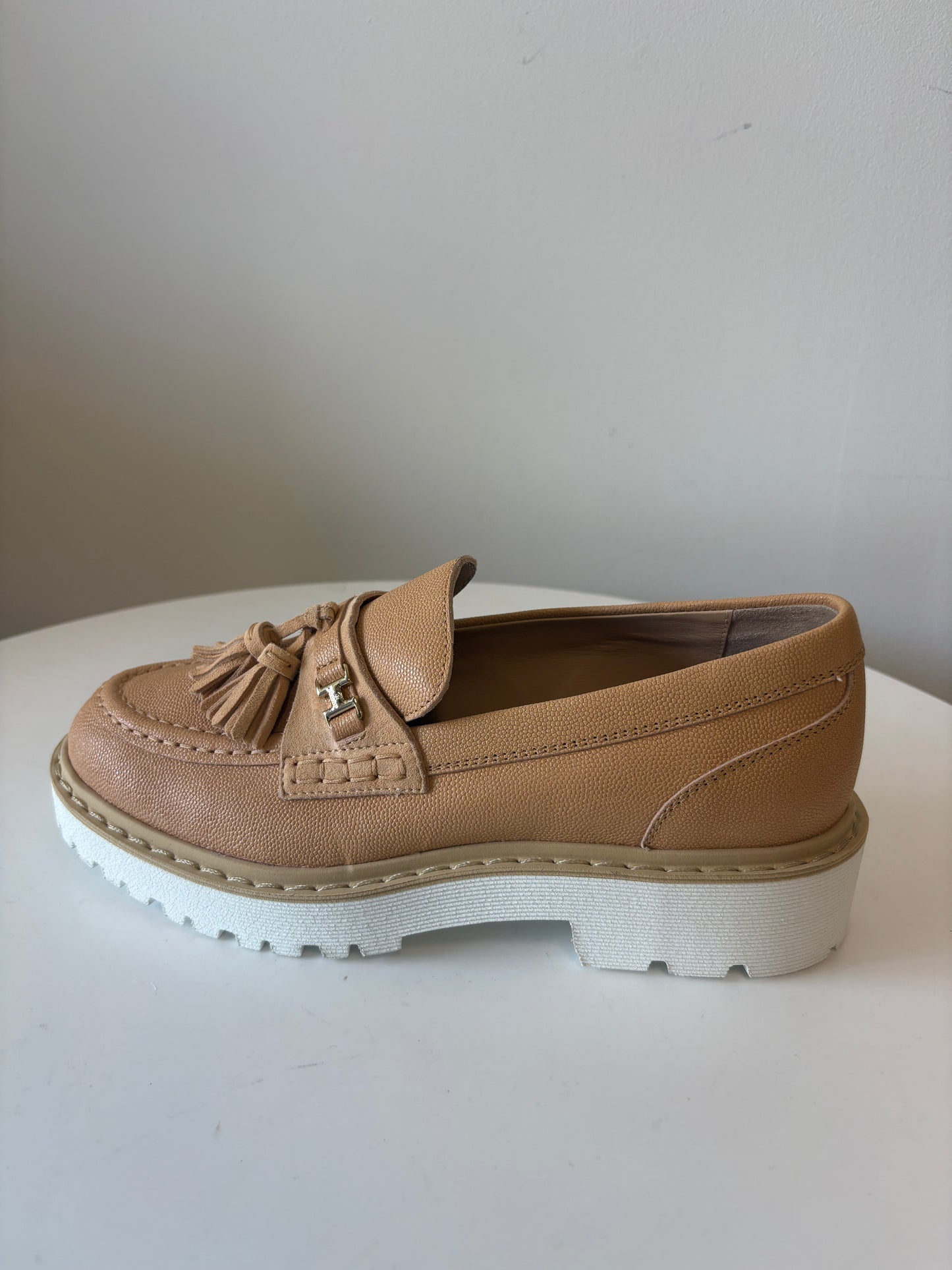 Hogan Beige Loafers