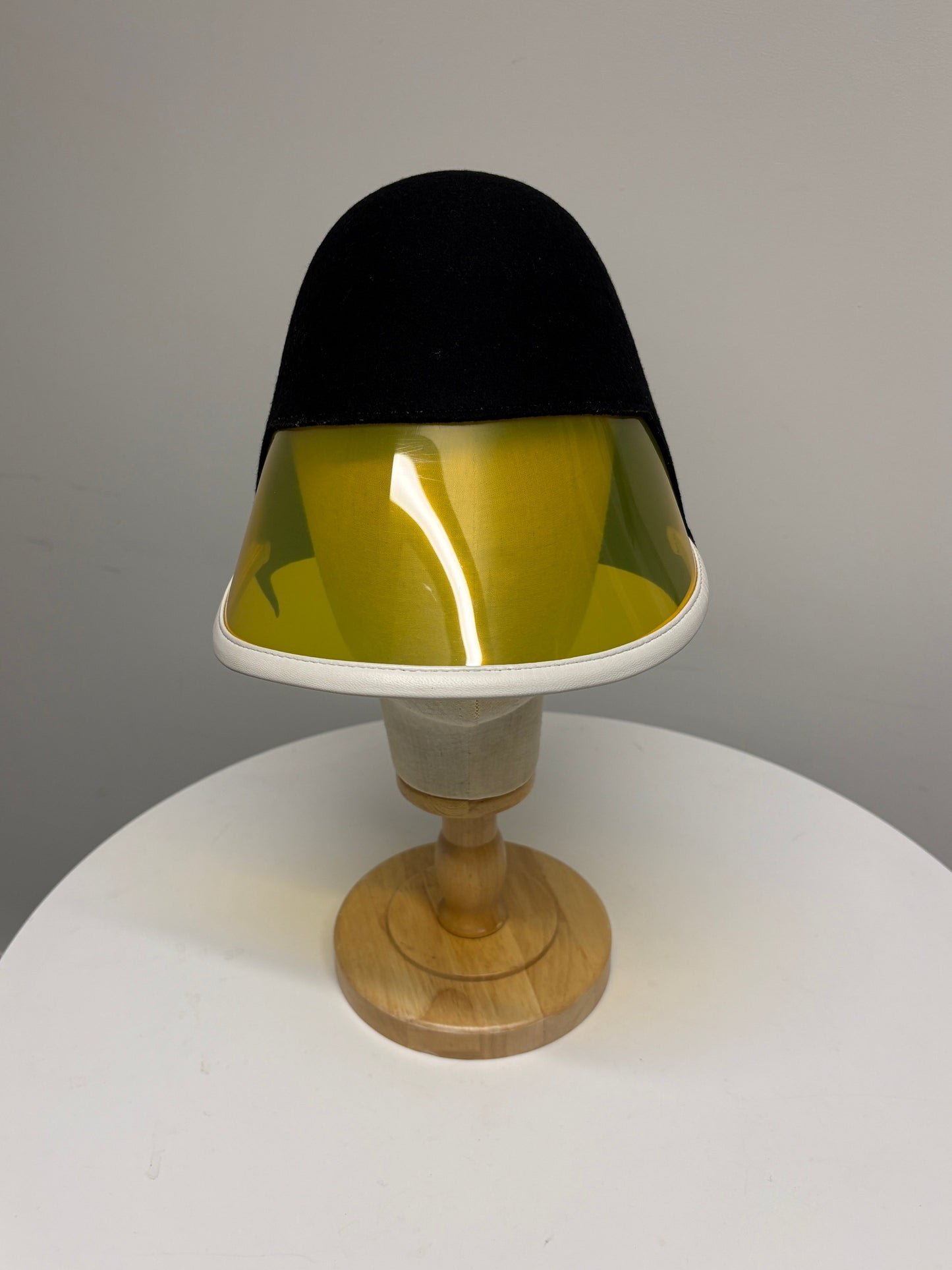 Gucci black shield visor runway hat