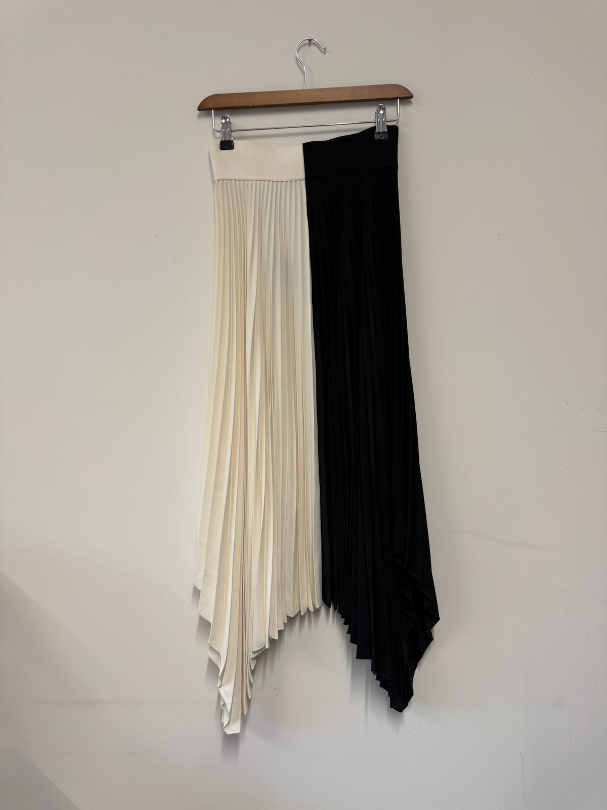 Joseph Monochrome Pleated Midi Skirt