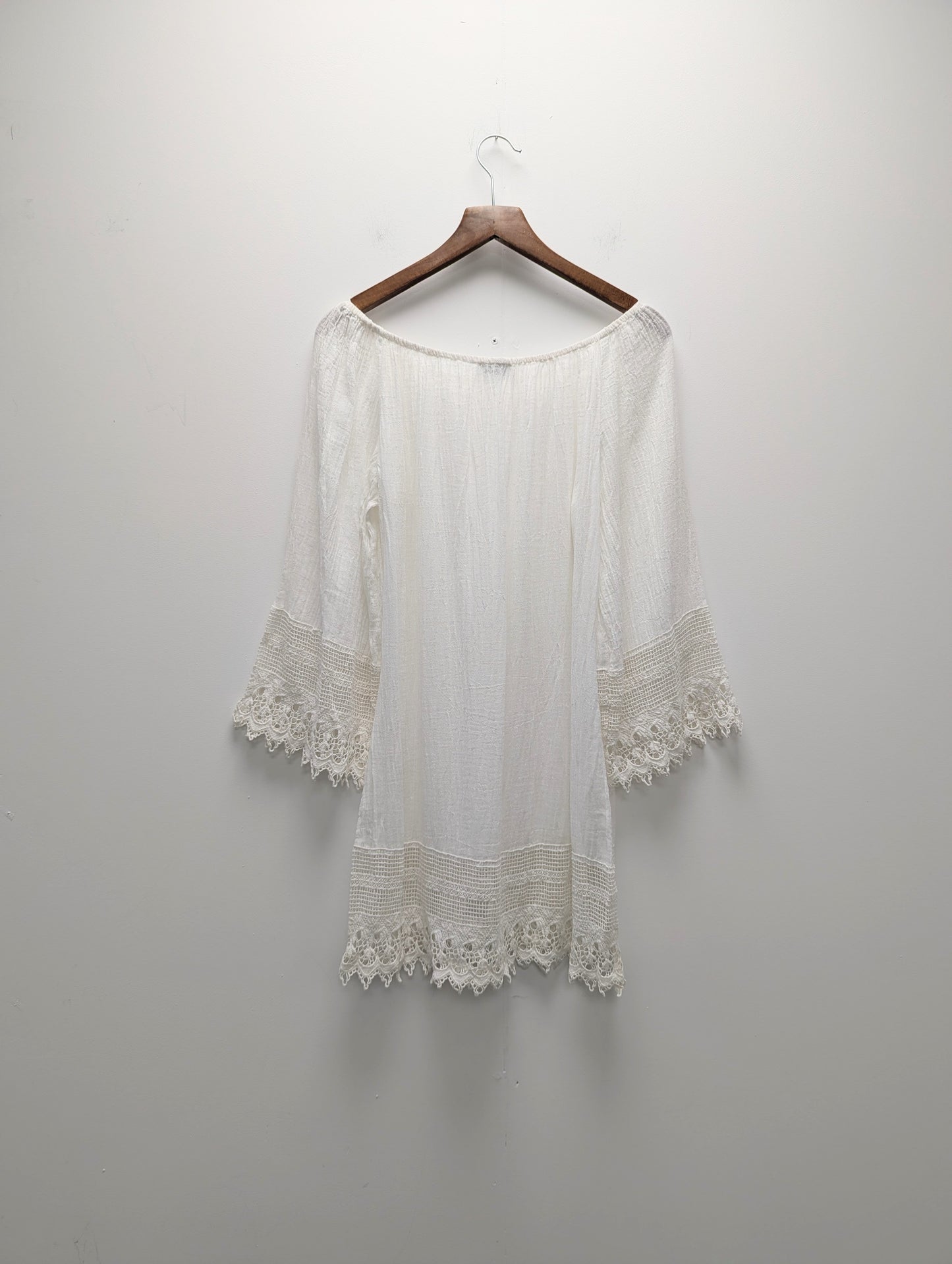 Miguelina White Cotton Coverup